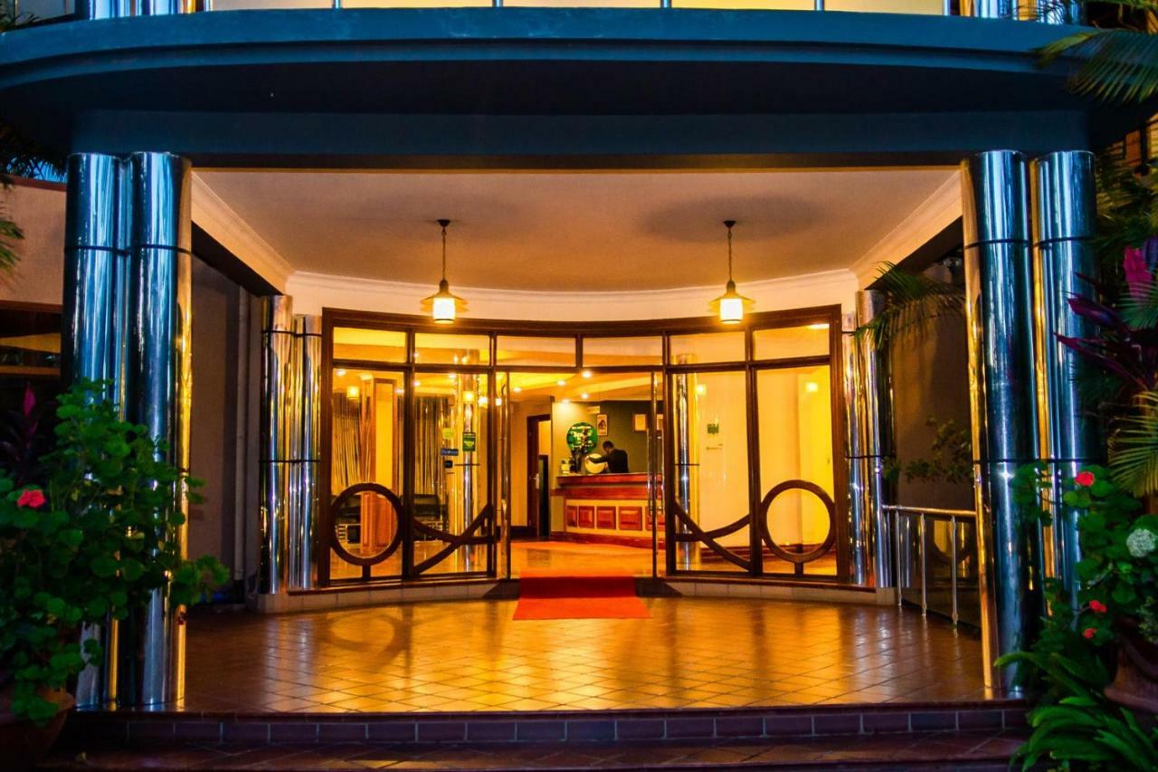 Nejobugg Palace Hotel Nkoanrua Exterior photo