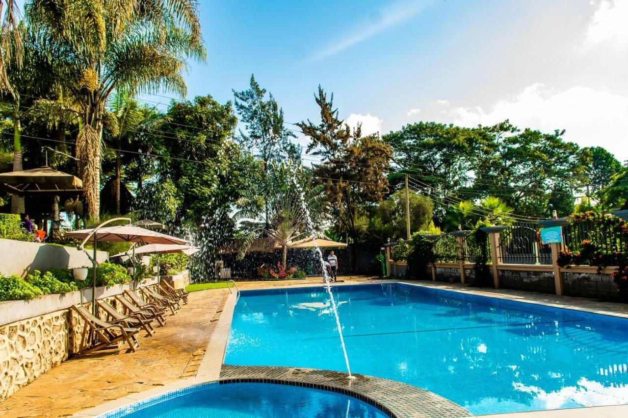 Nejobugg Palace Hotel Nkoanrua Exterior photo